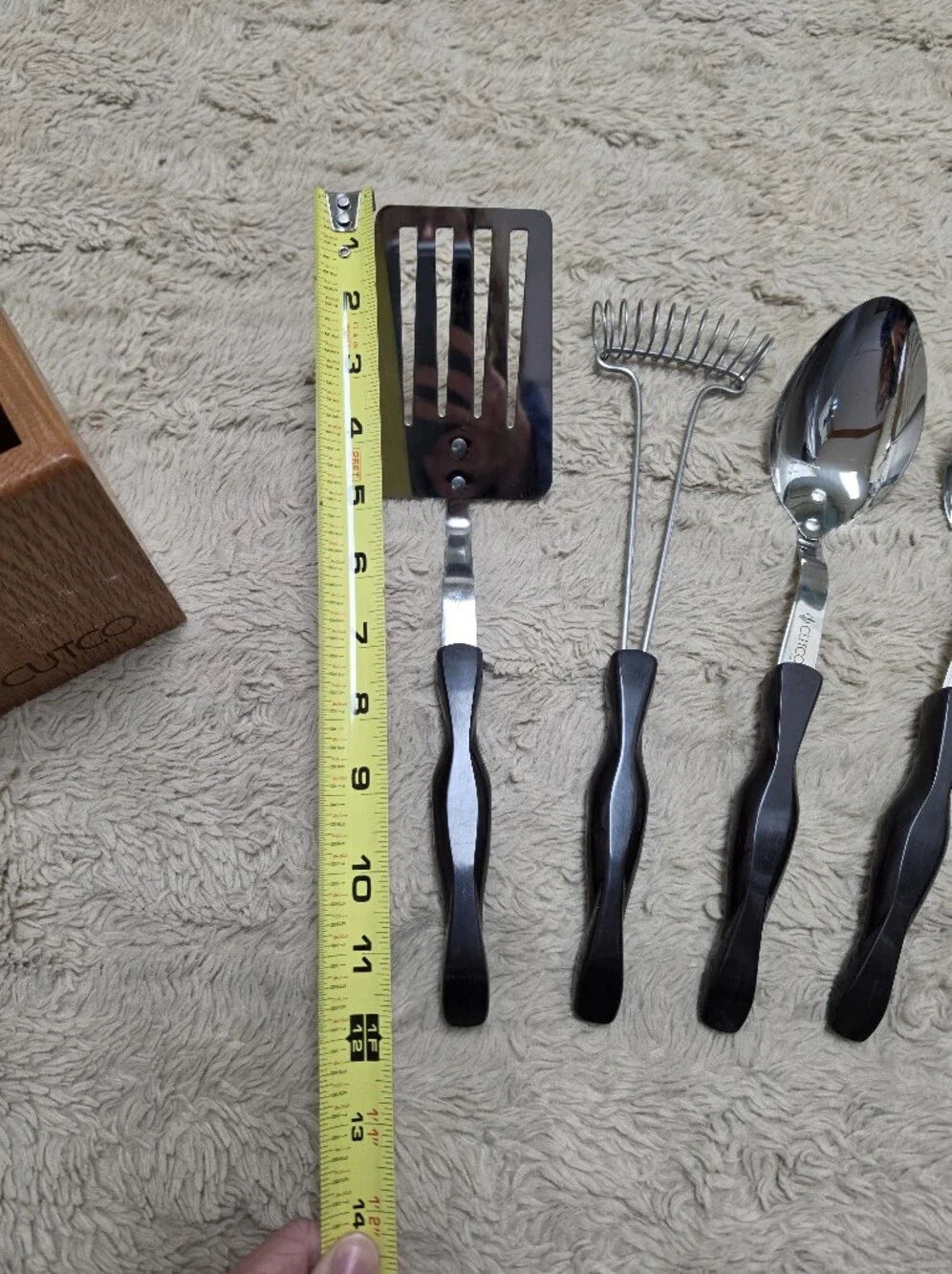 Cutco Black 5 Piece Kitchen Utensil Set with Wooden Block